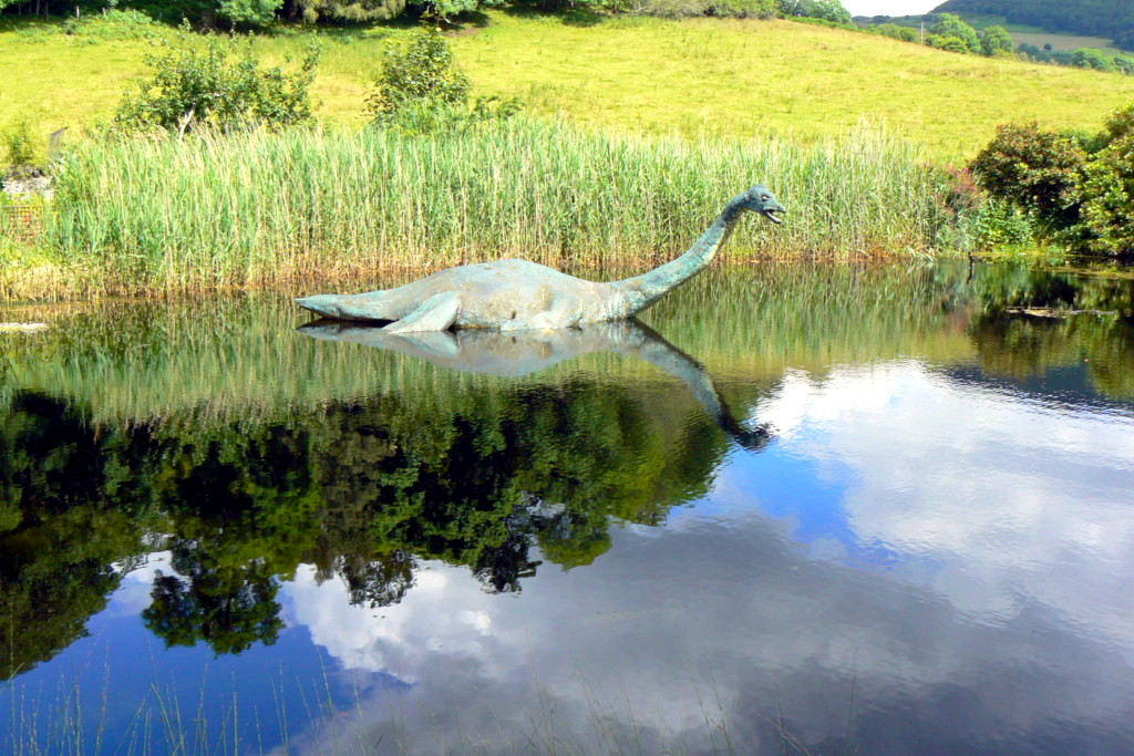 Nessie(Loch Ness Monster)